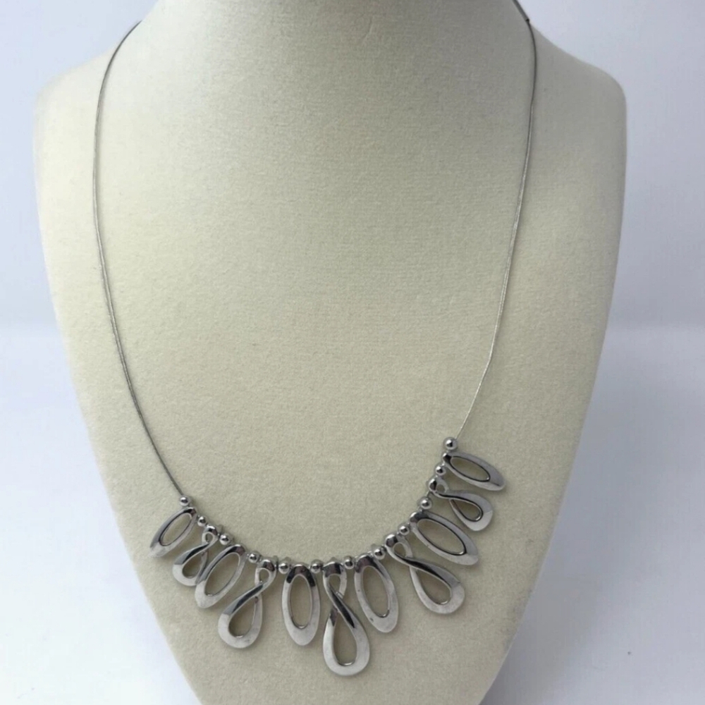 Lia Sophia "Interlope” Silver Tone Wire Necklace Infinity Drops 16-18”
